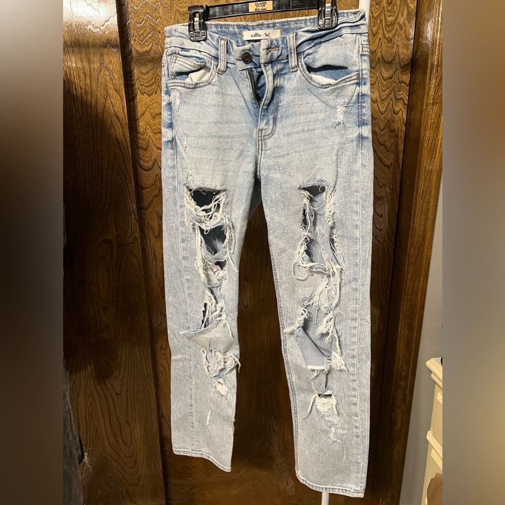 Willow & Root Size 26 Ripped Jeans